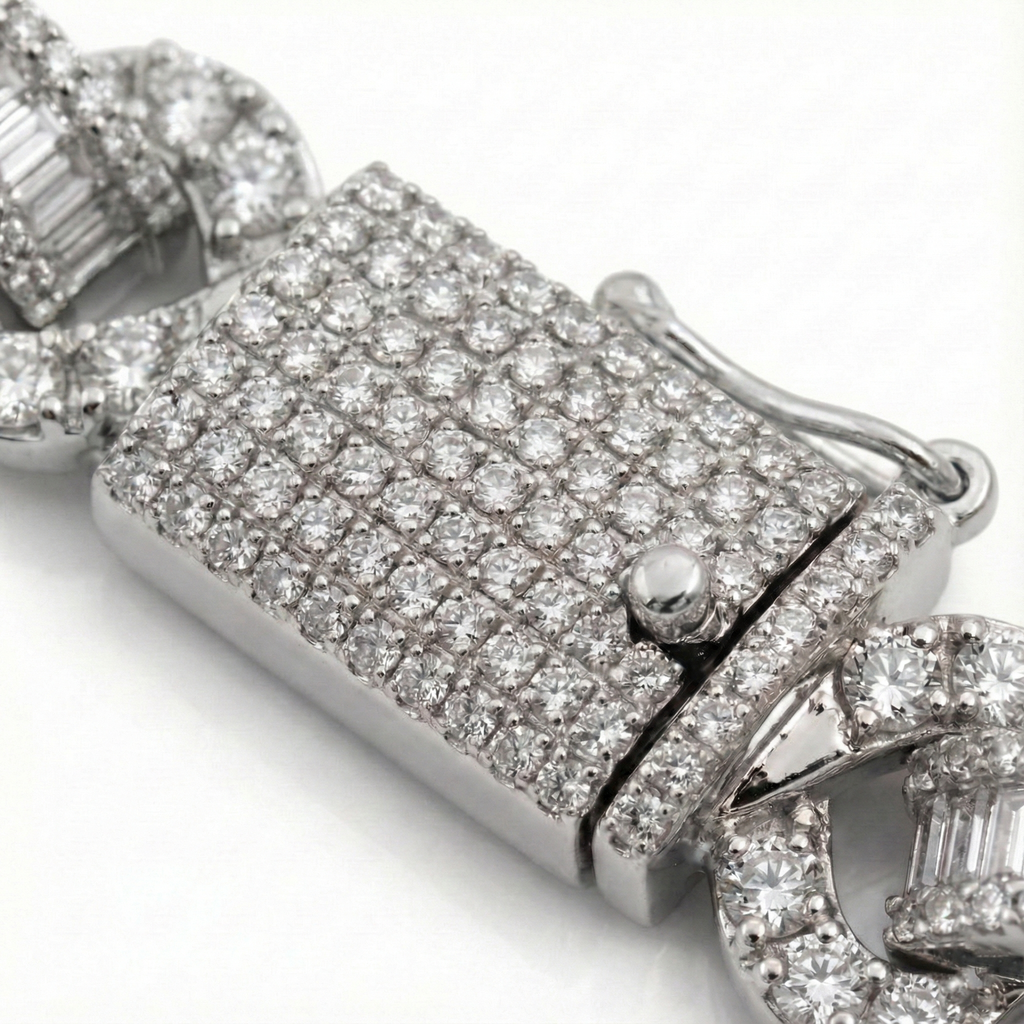 INFINITE LINK BRACELET