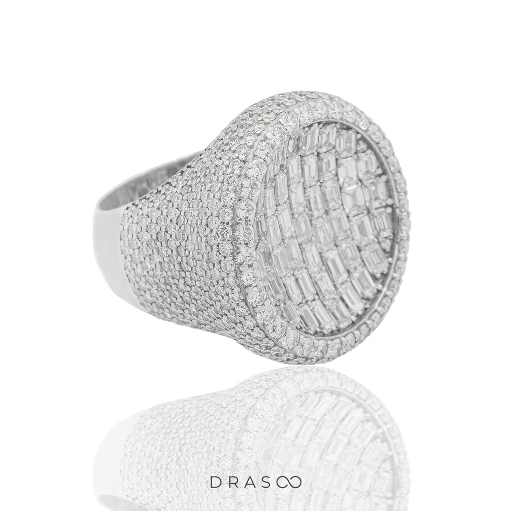 DIAMOND EMERALD CUT RING