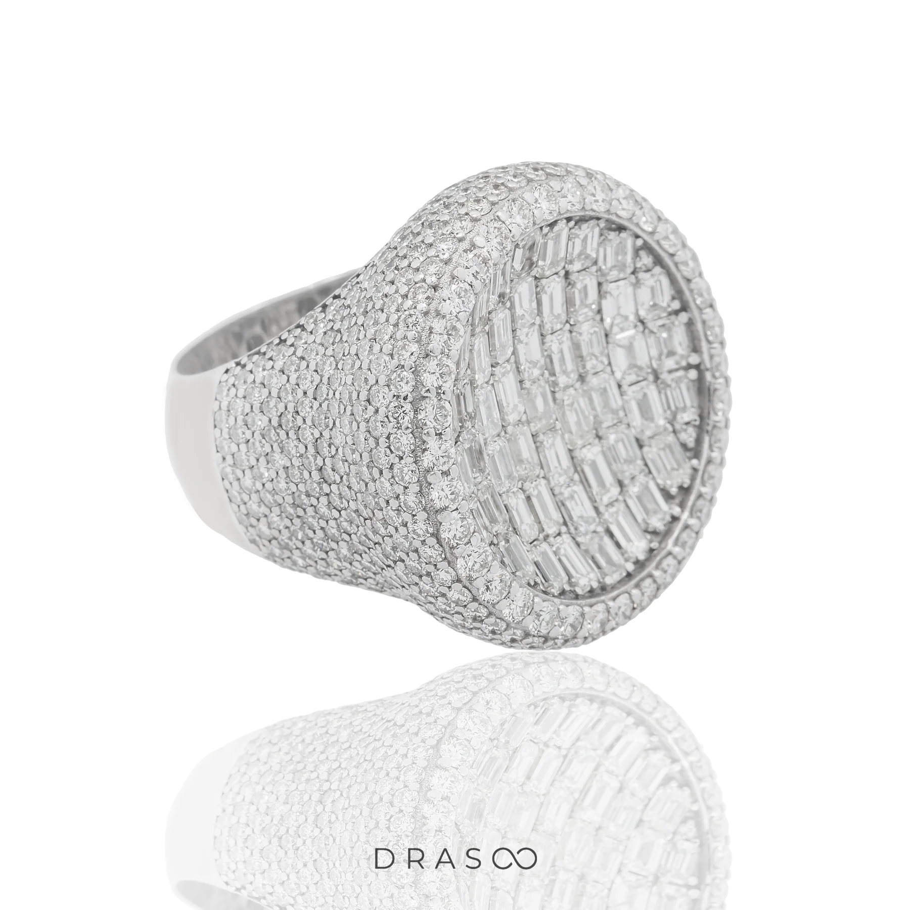 DIAMOND EMERALD CUT RING