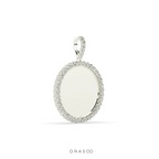 ROUND GOLD PENDANT WITH DIAMONDS