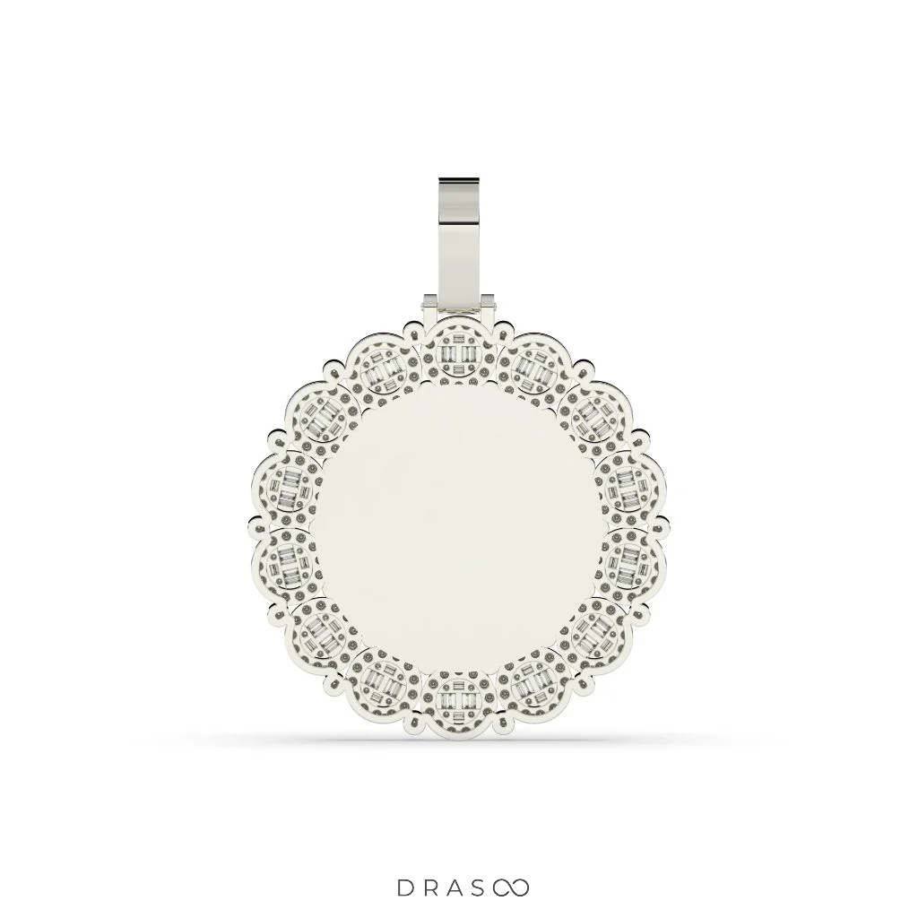 LUXURY FLOWER FRAME ROUND PENDANT
