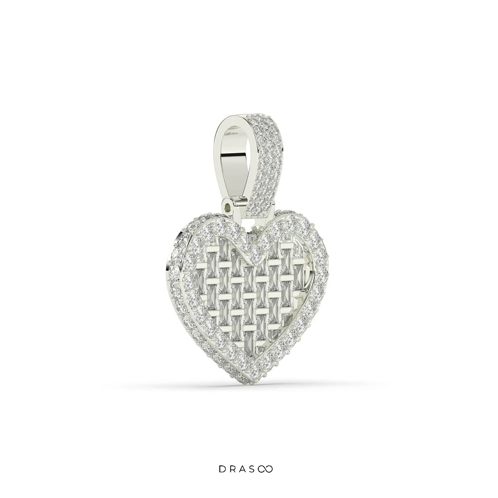 BAGUETTE HEART DIAMOND GOLD PENDANT