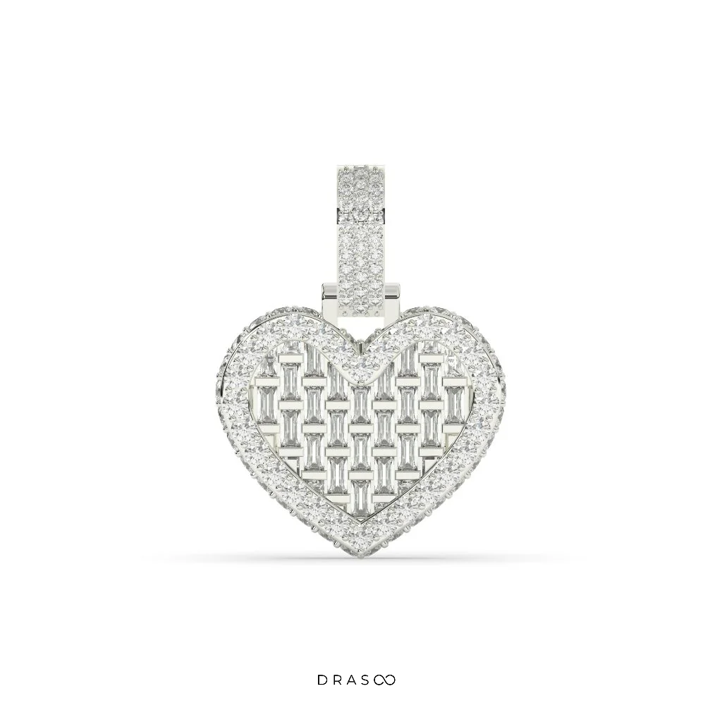 BAGUETTE HEART DIAMOND GOLD PENDANT