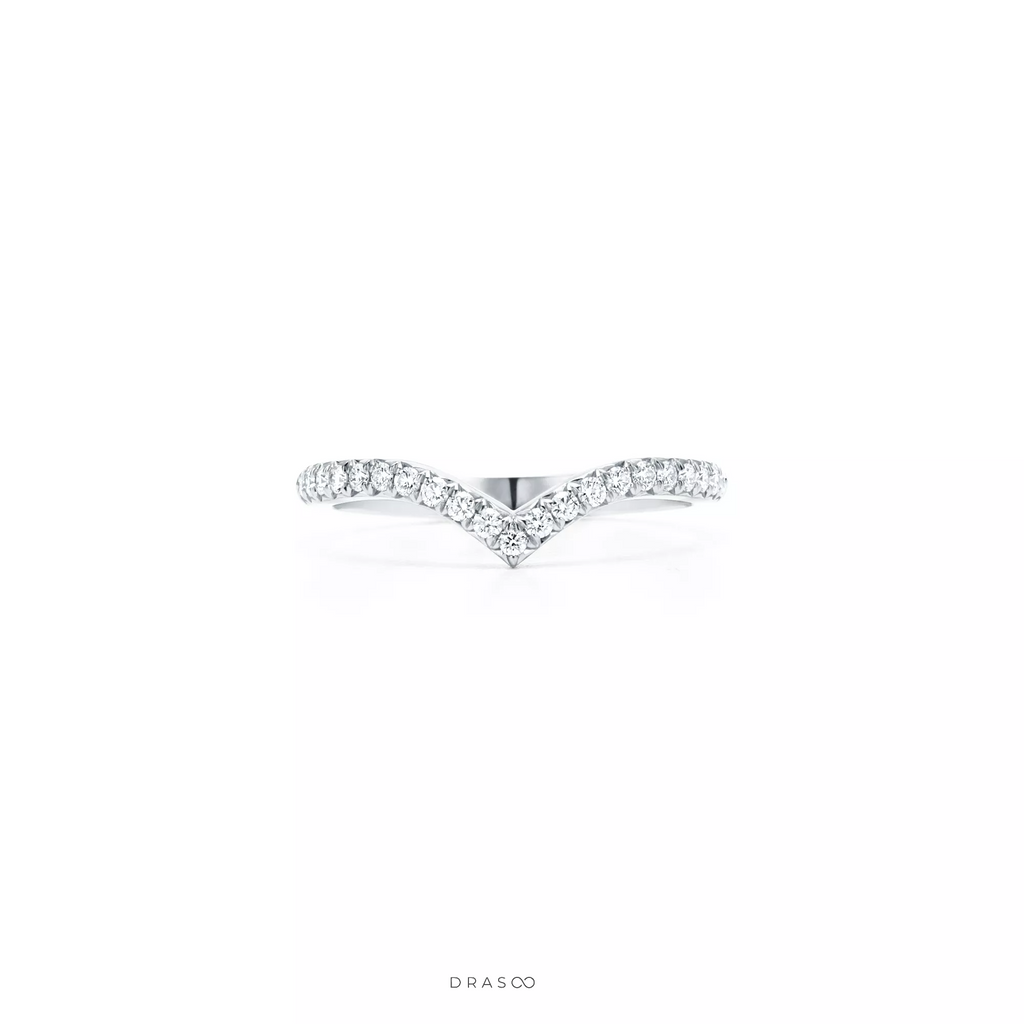 V Ring in Platinum with Diamonds