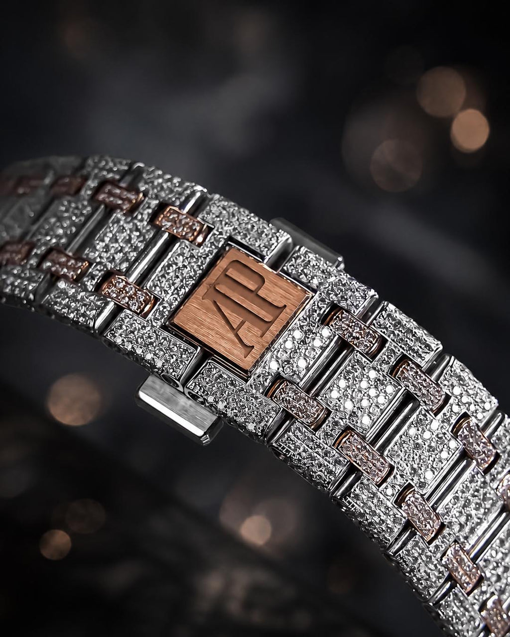 Audemars Piguet – Royal Oak 34 mm – Stainless Steel & Rose Gold – Silver "Grande Tapisserie" Dial – Custom Diamond-Set