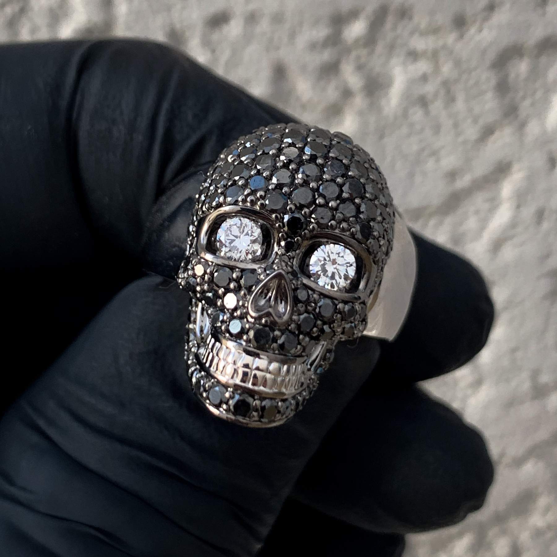GOLD SKULL RING – 3.5CT BLACK DIAMOND