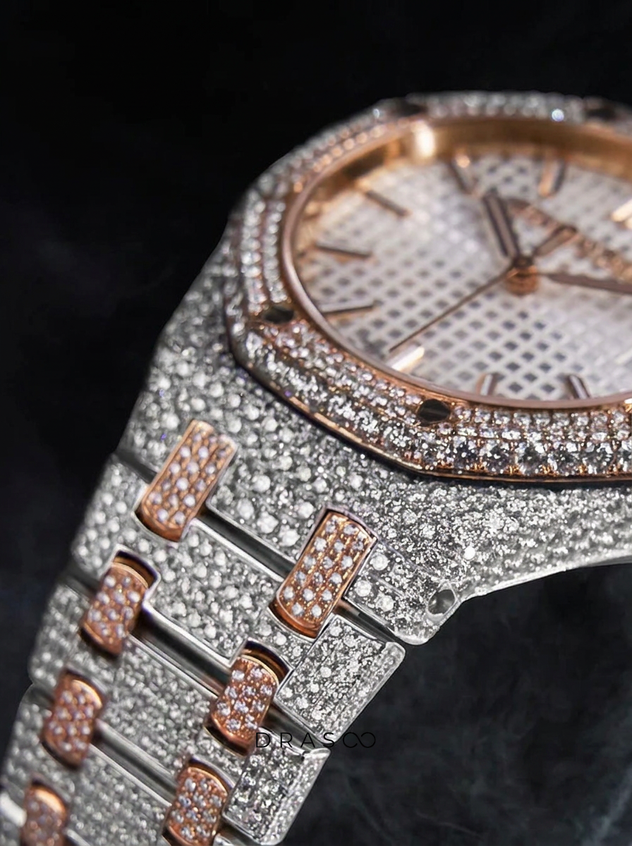 Audemars Piguet – Royal Oak 34 mm – Stainless Steel & Rose Gold – Silver "Grande Tapisserie" Dial – Custom Diamond-Set