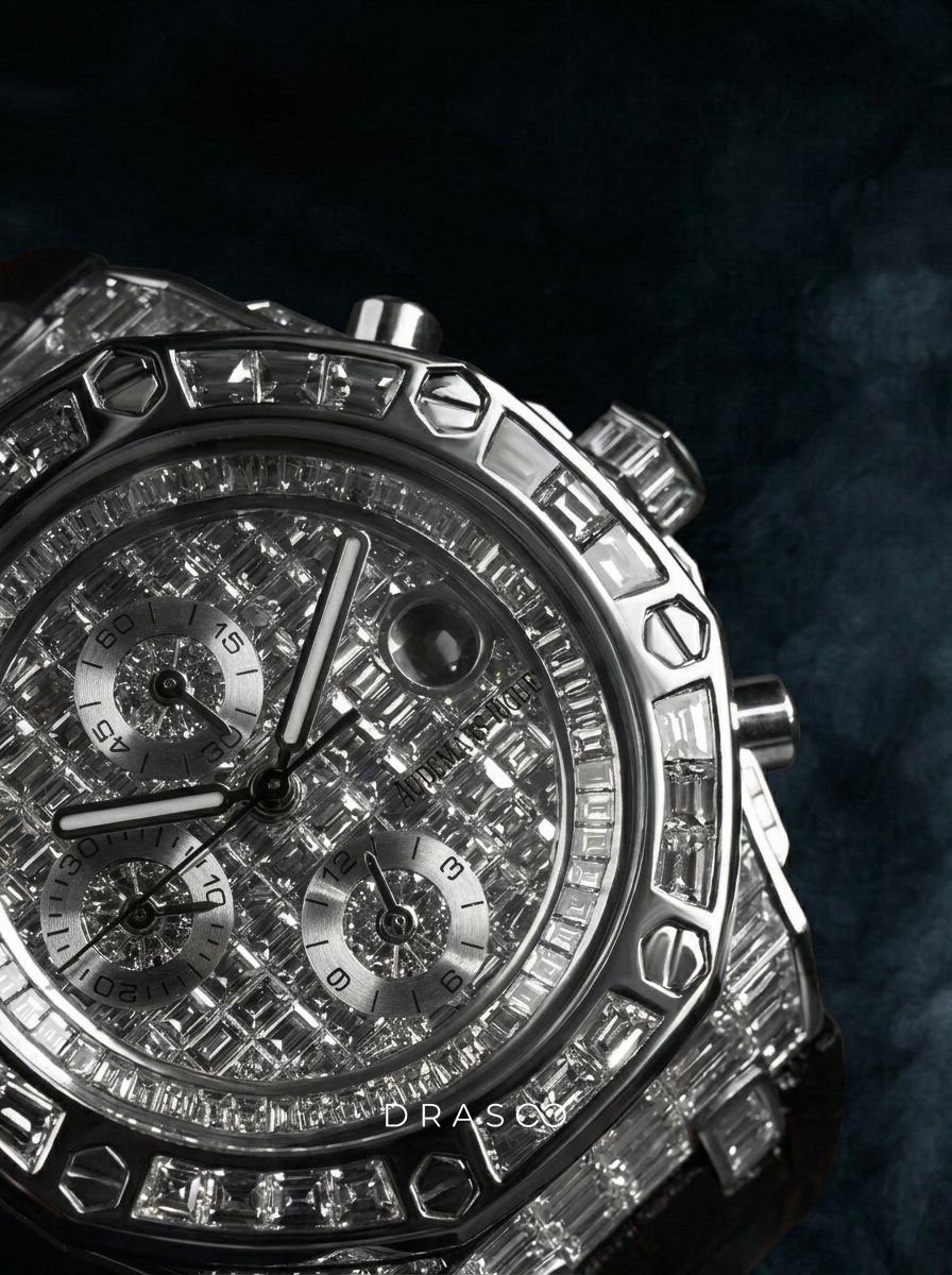Audemars Piguet – Royal Oak Offshore 42 mm – Full Custom 18k White Gold set with VVS/VS Baguette Diamonds – Black Rubber Strap