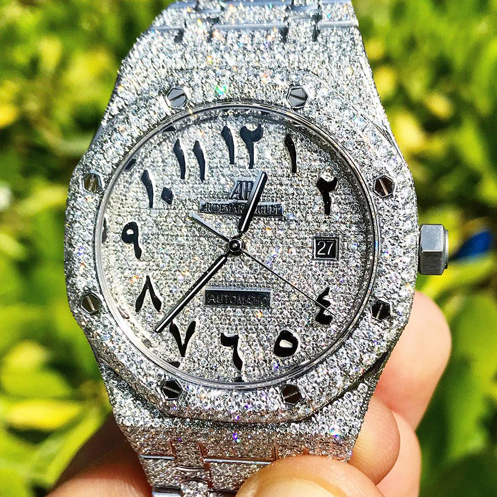 AUDEMARS PIGUET – ROYAL OAK 41 – STEEL – CUSTOM PAVÉ DIAMOND SET (ARABIC)