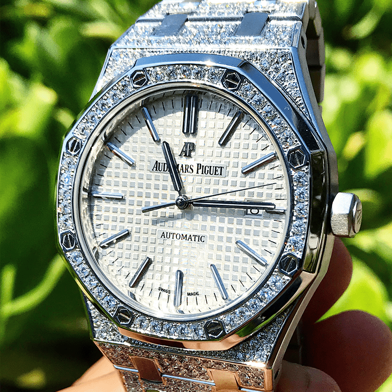 AUDEMARS PIGUET – ROYAL OAK 41 – STEEL – CUSTOM DIAMOND SET