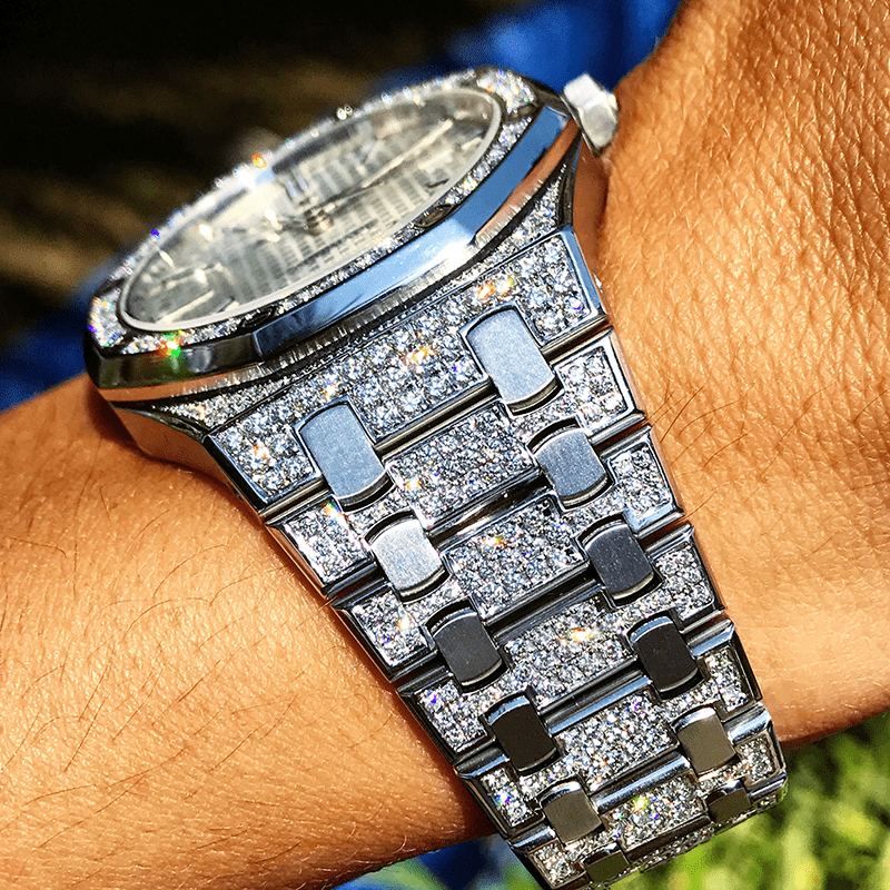 AUDEMARS PIGUET – ROYAL OAK 41 – STEEL – CUSTOM DIAMOND SET