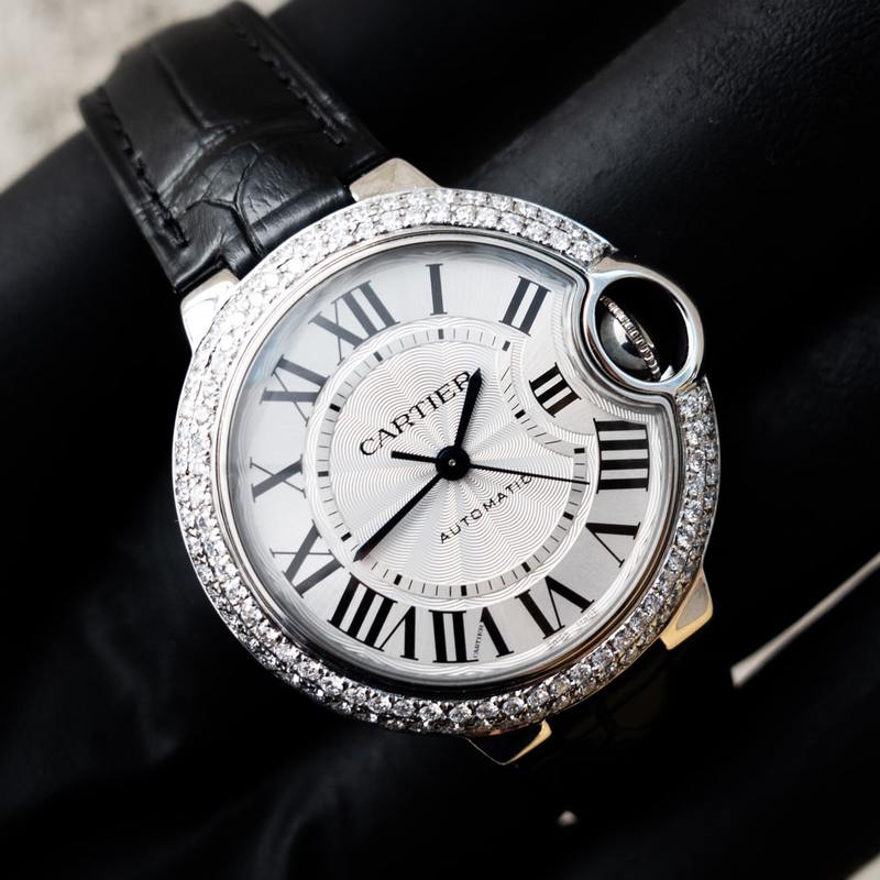 CARTIER – LADIES BALLON BLEU DE CARTIER – SILVERED GUILLOCHÉ DIAL – CUSTOM DIAMOND-SET