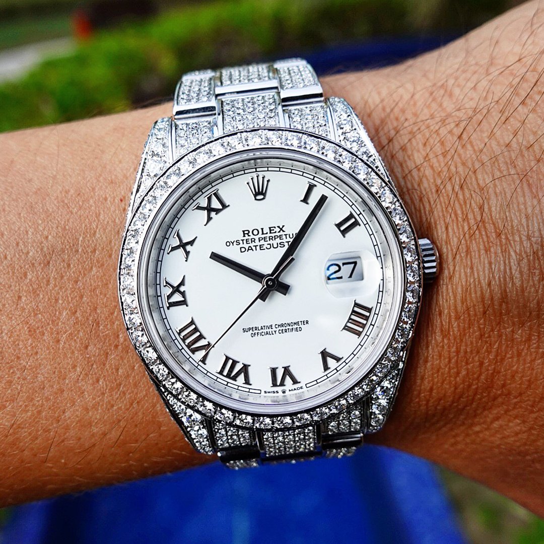 ROLEX DATEJUST 41 – OYSTERSTEEL – OYSTER – WHITE ROMAN – CUSTOM DIAMOND SET