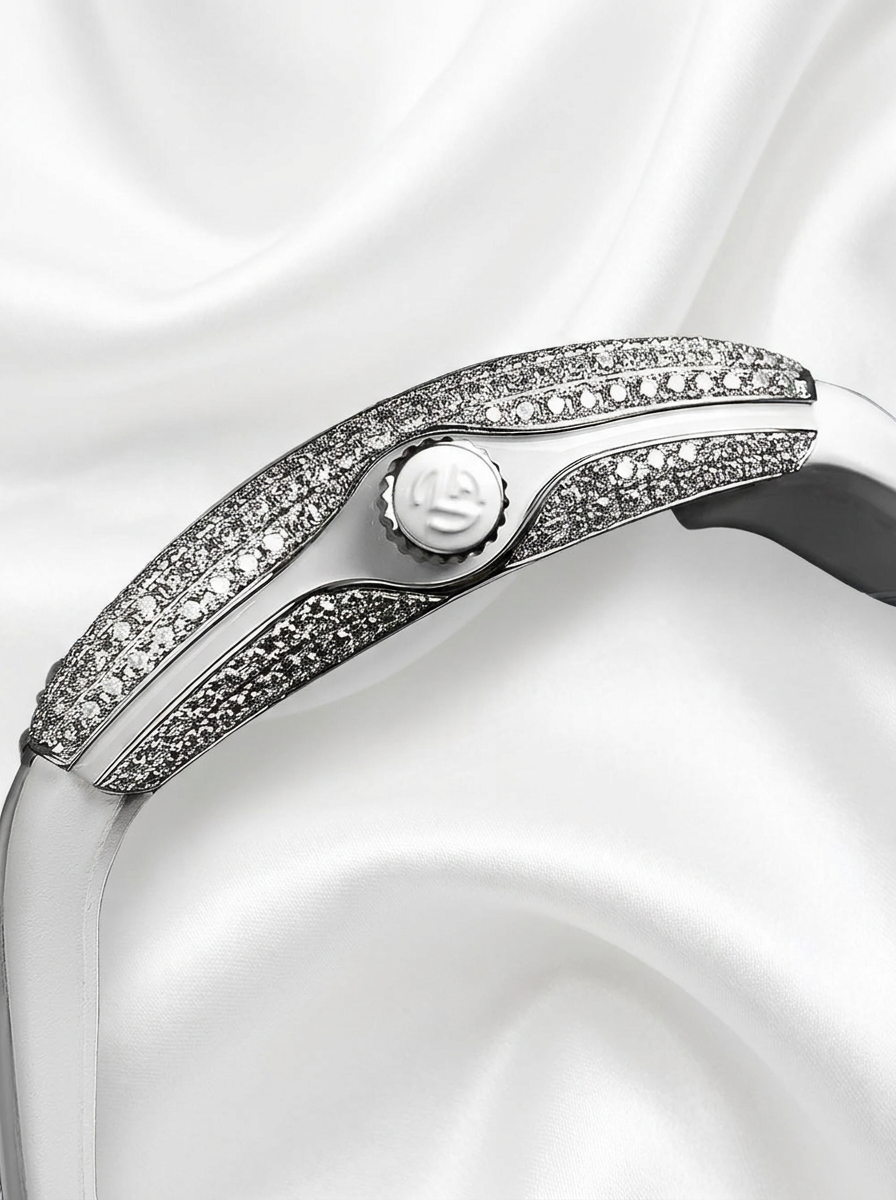 Franck Muller – Vanguard Lady 32 mm – White "Color Dreams" Dial – White Strap – Custom Diamond-Set