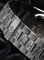 Patek Philippe Nautilus 40 mm – Full Custom – 18k White Gold with VS/SI Baguette Diamonds