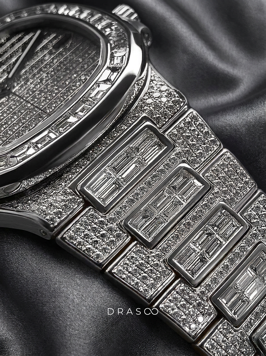 Patek Philippe Nautilus 40 mm – Full Custom – 18k White Gold with VS/SI Baguette Diamonds