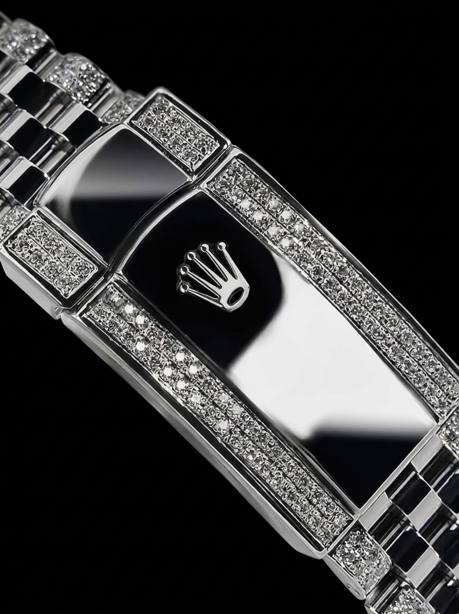 Rolex Datejust 41 – Oystersteel & White Gold – Custom Diamond-Set with Ruby Covert Dial – Jubilee