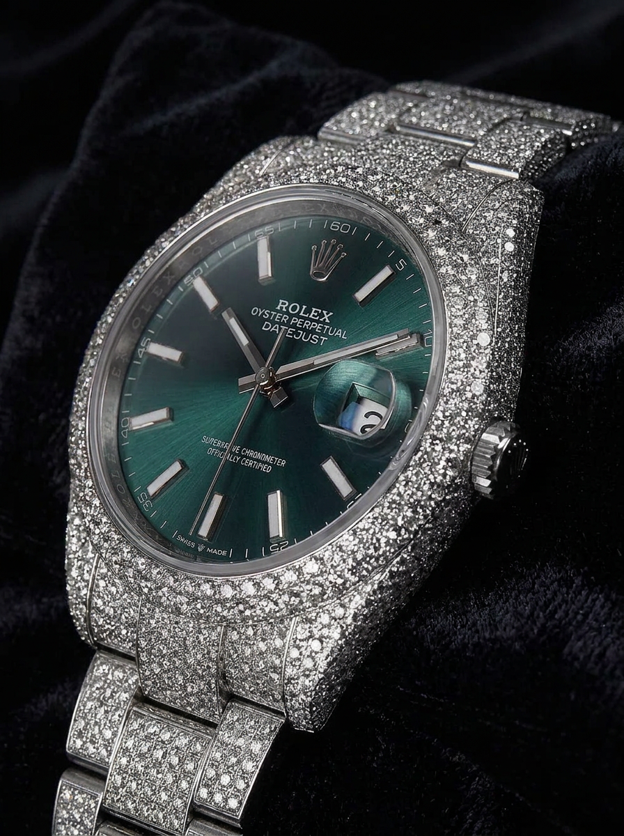Rolex Datejust 41 – Oystersteel – Mint Green – Custom Pavé Diamond Set – Oyster