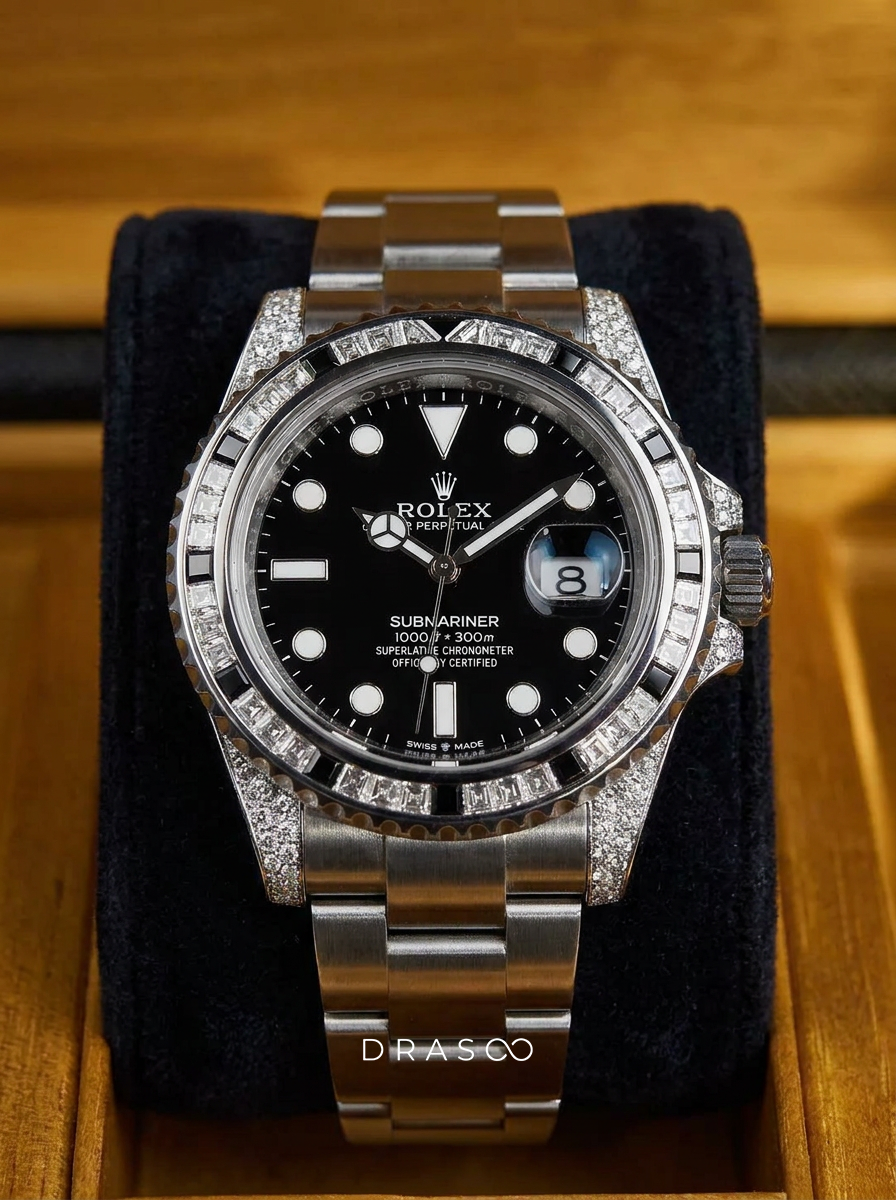 Rolex Submariner Date 41 mm – Oystersteel – Oyster – Custom Diamond-Set with 'Tuxedo' Bezel