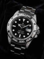 Rolex Submariner Date 41 mm – Oystersteel – Oyster – Custom Diamond-Set with 'Tuxedo' Bezel