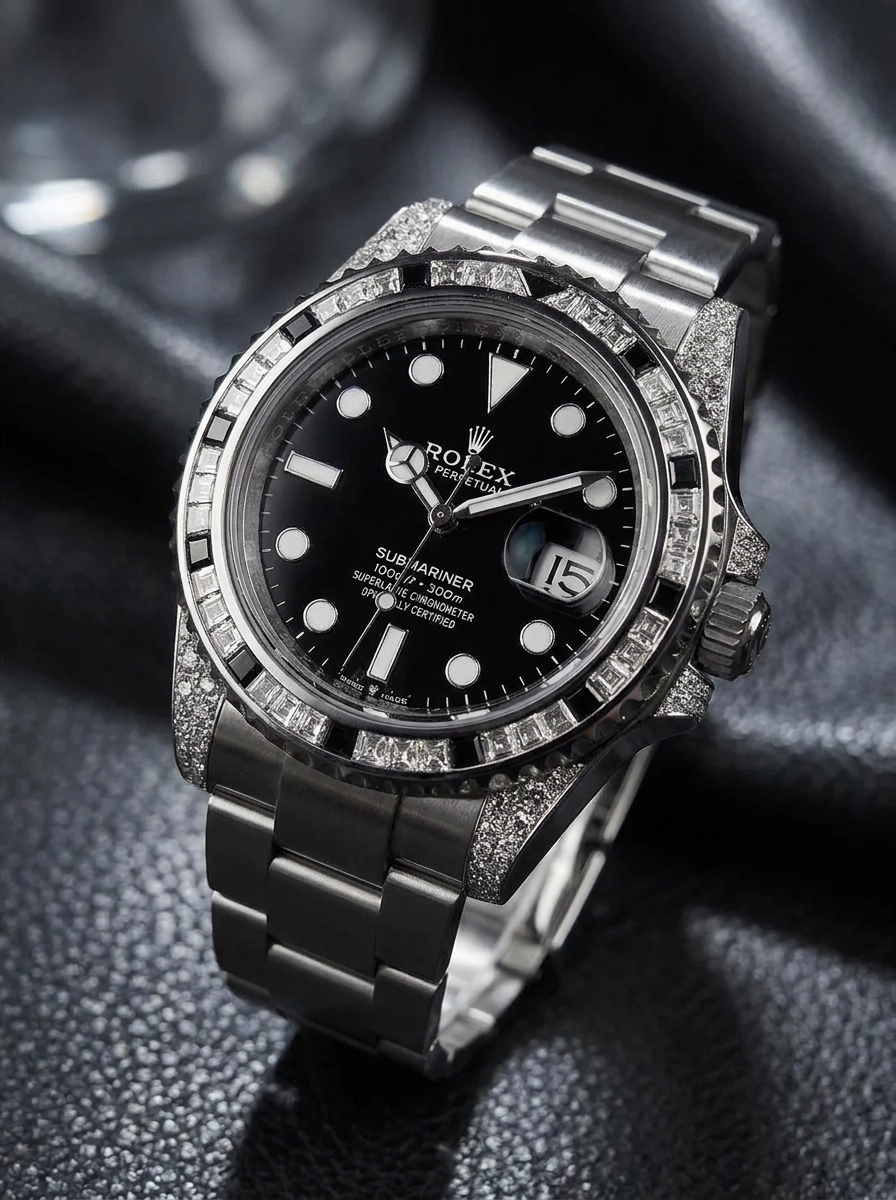 Rolex Submariner Date 41 mm – Oystersteel – Oyster – Custom Diamond-Set with 'Tuxedo' Bezel