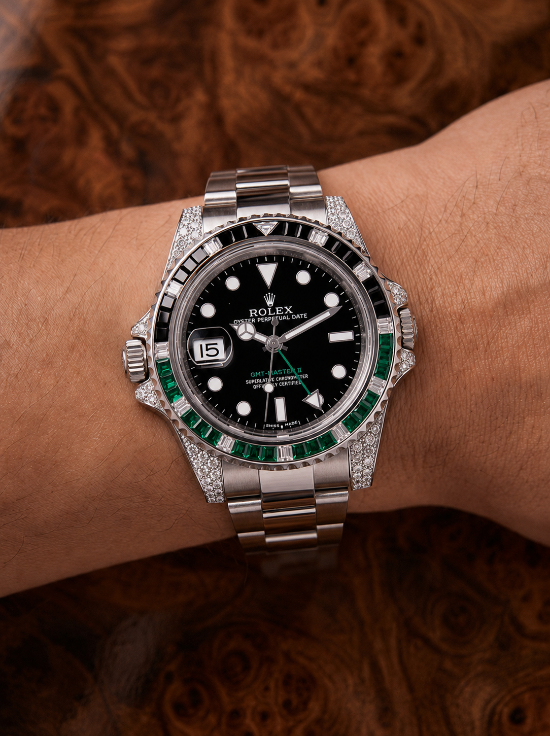 Rolex GMT-Master II 40 mm – Oystersteel – "Sprite" Custom Diamond-Set with Green/Black Gemstone Bezel