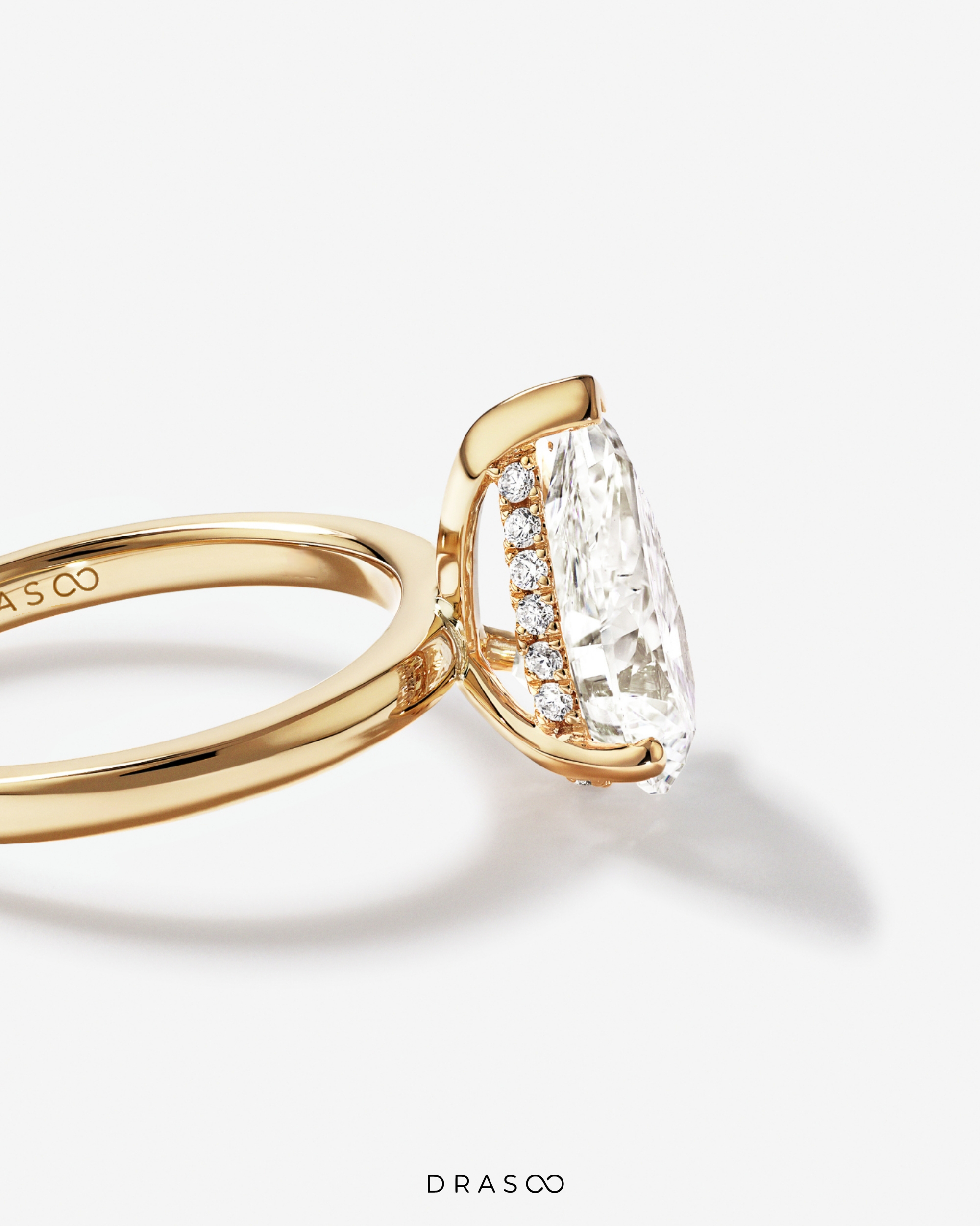 3.10 Carat TW Round Brilliant Lab-Grown Diamond Solitaire Ring in 18K Yellow Gold
