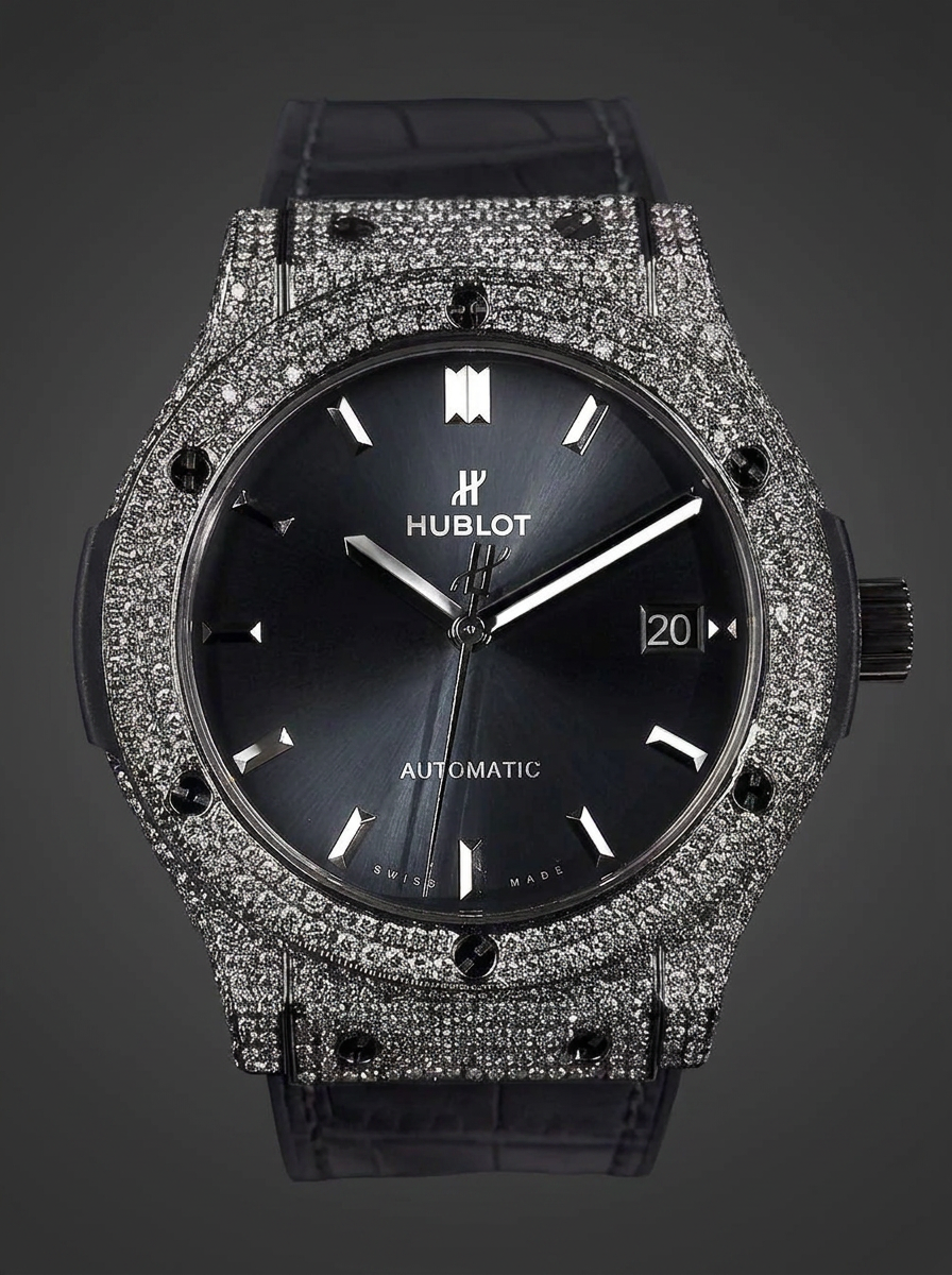 Hublot Classic Fusion 42 mm – Racing Grey Titanium – Custom Diamond-Set