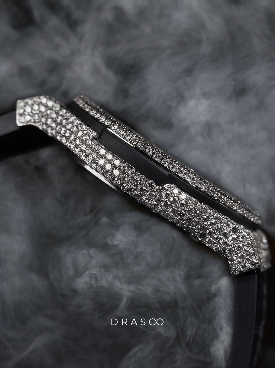 Hublot Classic Fusion 42 mm – Racing Grey Titanium – Custom Diamond-Set