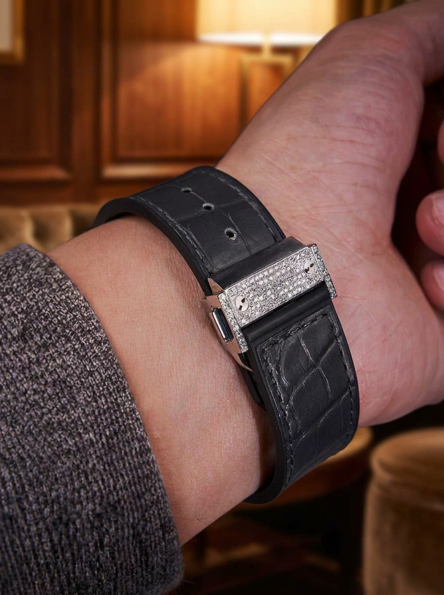 Hublot Classic Fusion 42 mm – Racing Grey Titanium – Custom Diamond-Set