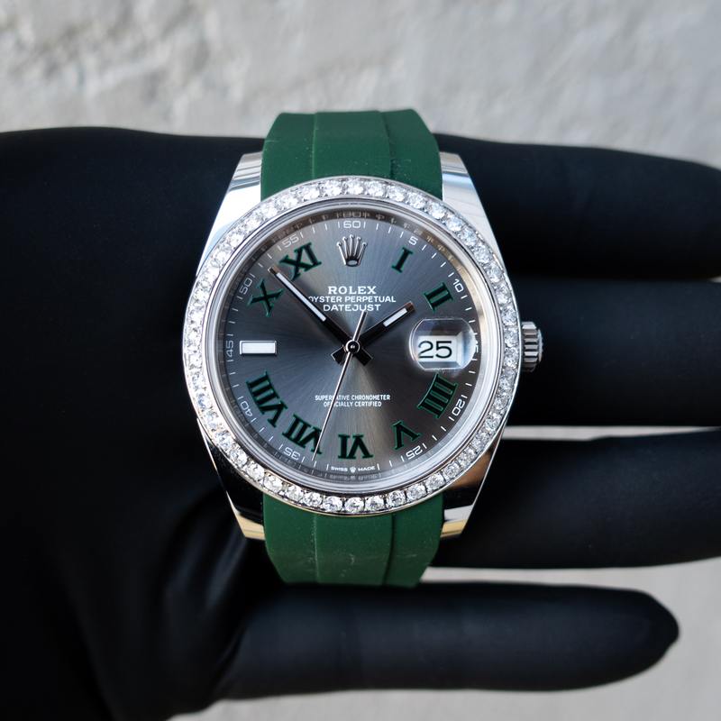 ROLEX DATEJUST 41 – OYSTERSTEEL – OYSTER – CUSTOM DIAMOND BEZEL – WIMBLEDON DIAL – HORUS GREEN