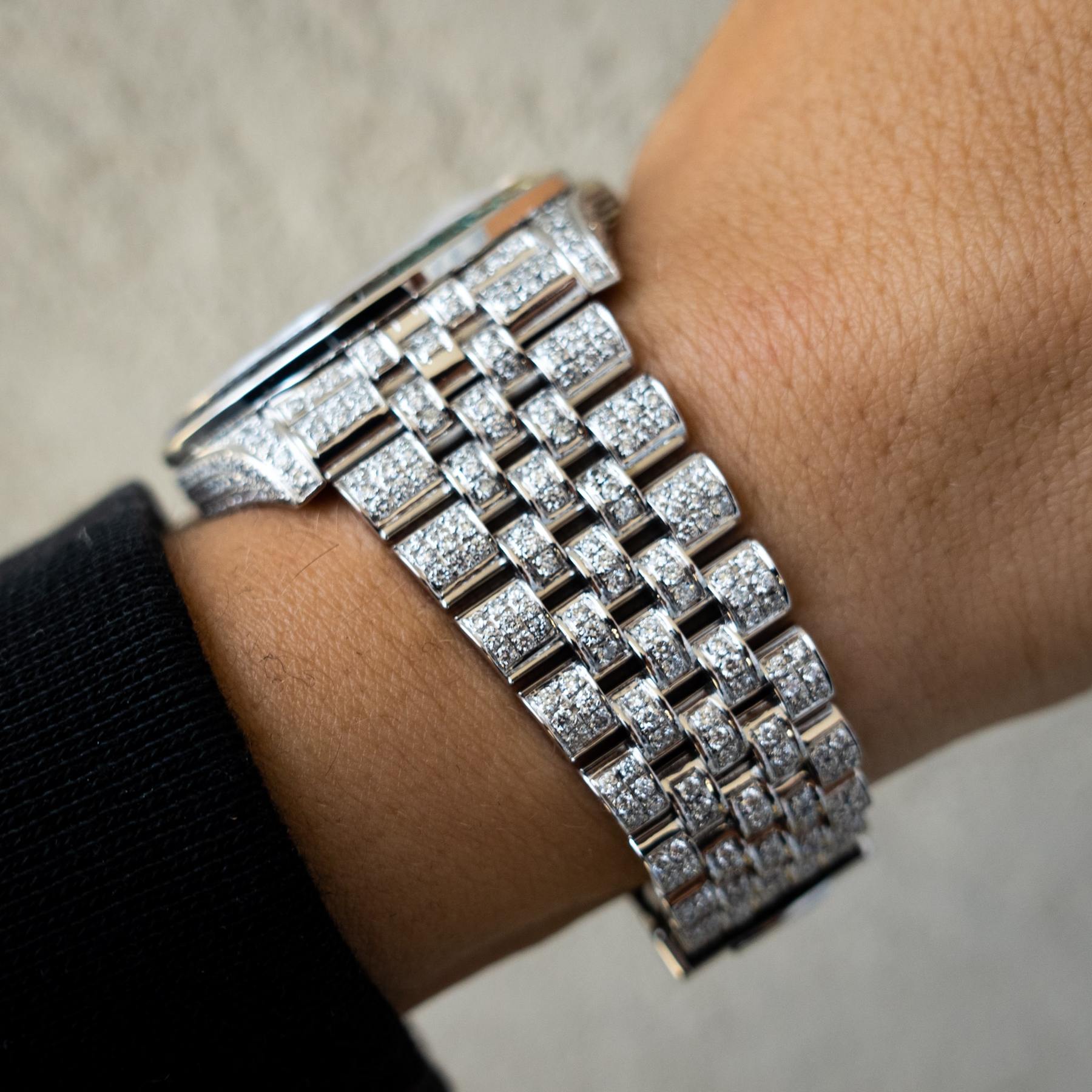 ROLEX DATEJUST 41 – OYSTERSTEEL – JUBILEE – CUSTOM DIAMOND SET – COVERT DIAL – RAINBOW