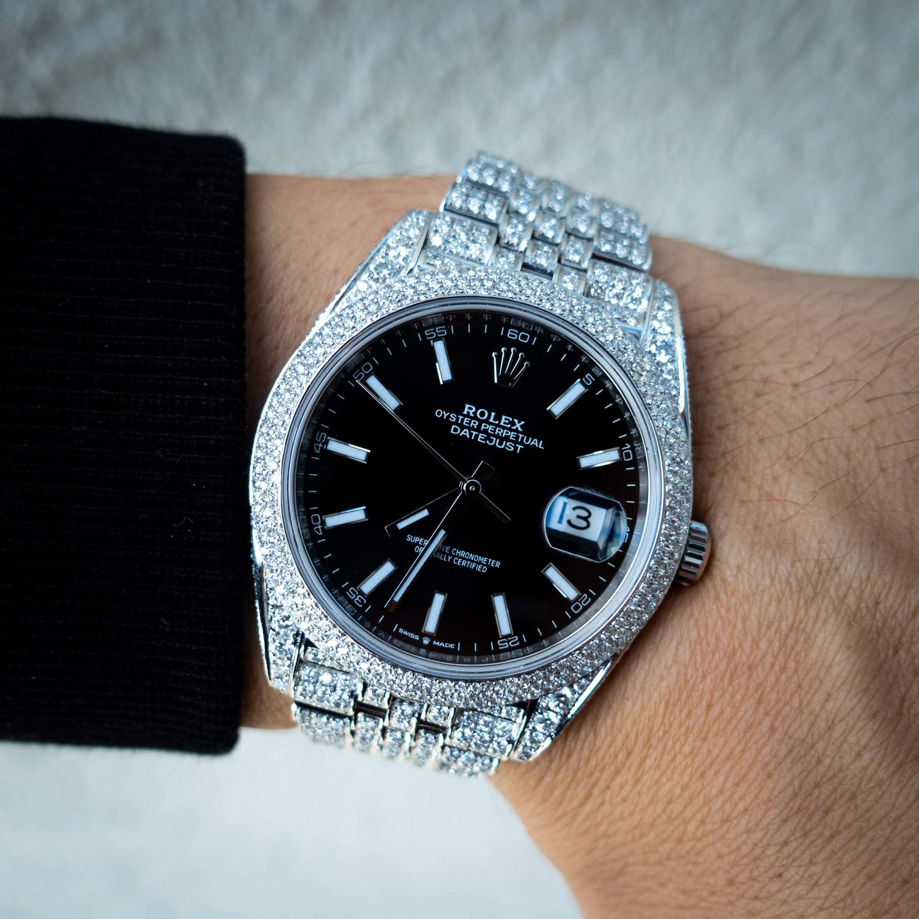 ROLEX DATEJUST 41 – OYSTERSTEEL – JUBILEE – BLACK DIAL – CUSTOM DIAMOND SET (PAVÉ BEZEL)