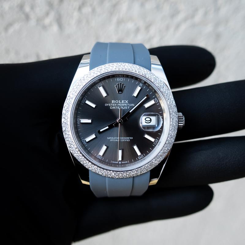 ROLEX DATEJUST 41 – OYSTERSTEEL – OYSTER – CUSTOM PAVE BEZEL – GREY RHODIUM DIAL – HORUS GREY